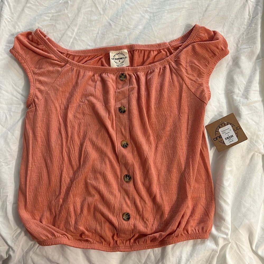 OnestepUR trerracotta color. Size Small with tags from Francesca’s